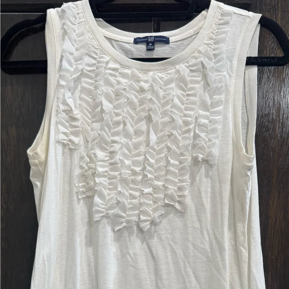 GAP White Ruffled Tank Top - Picture 3 of 4